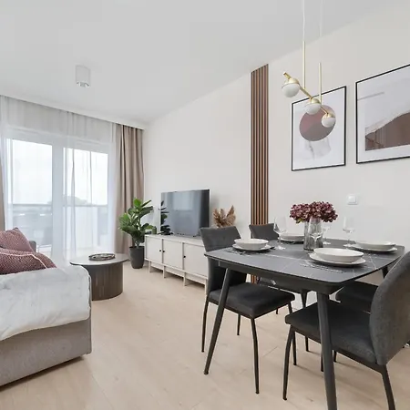 Elegancki Blisko Rzeki Z Garazem Na 2 Auta By Renters Apartament *