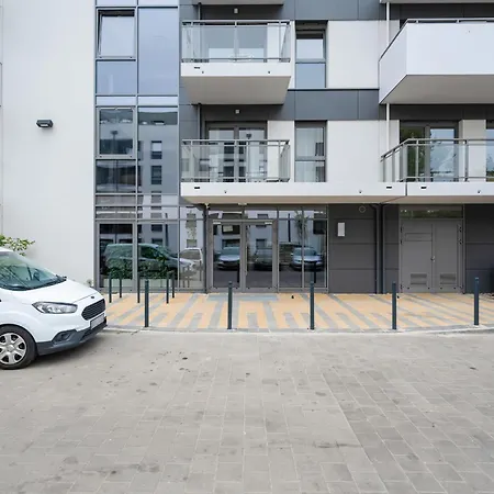 Apartment Elegancki Blisko Rzeki Z Garazem Na 2 Auta By Renters *