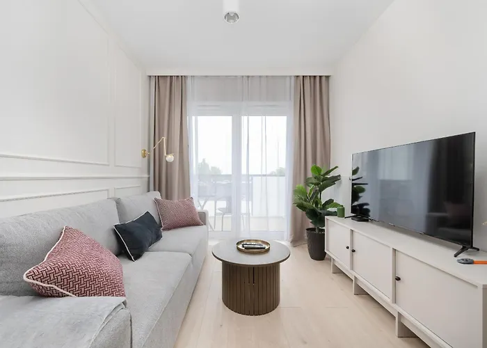 Elegancki Blisko Rzeki Z Garazem Na 2 Auta By Renters *